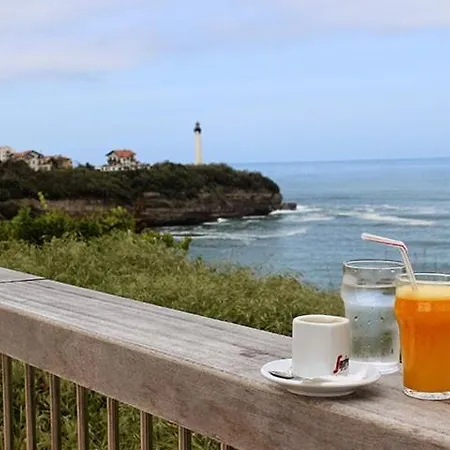 Dans Maison Familiale Face Golf De Biarritz Англе